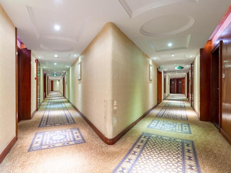Vienna Hotel Shenzhen Songgang Shajiang Road Экстерьер фото